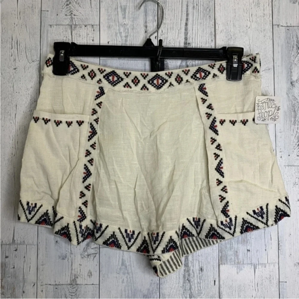 FREE PEOPLE Arrow Run Cream Embroidered Skort NWT sz 6